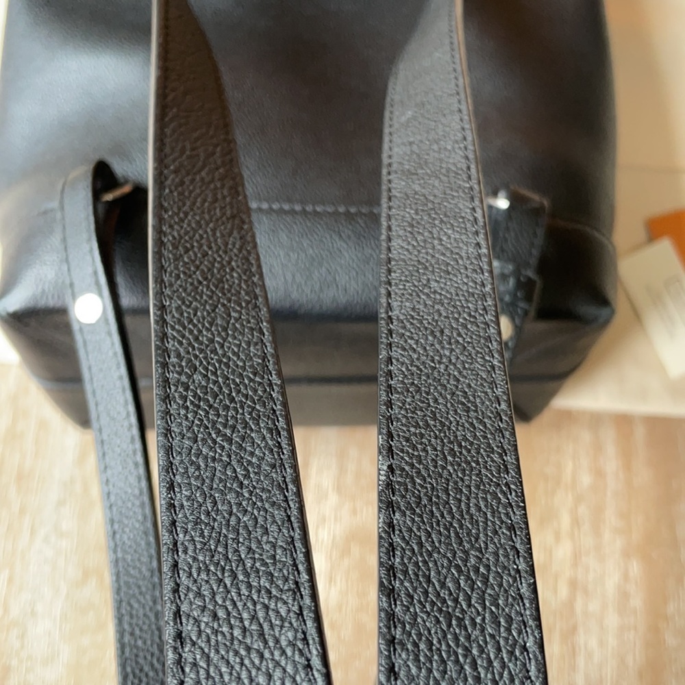 Louis Vuitton⚡️Rare⚡️Lockme Backpack Black M41815 - Picture 17 of 17